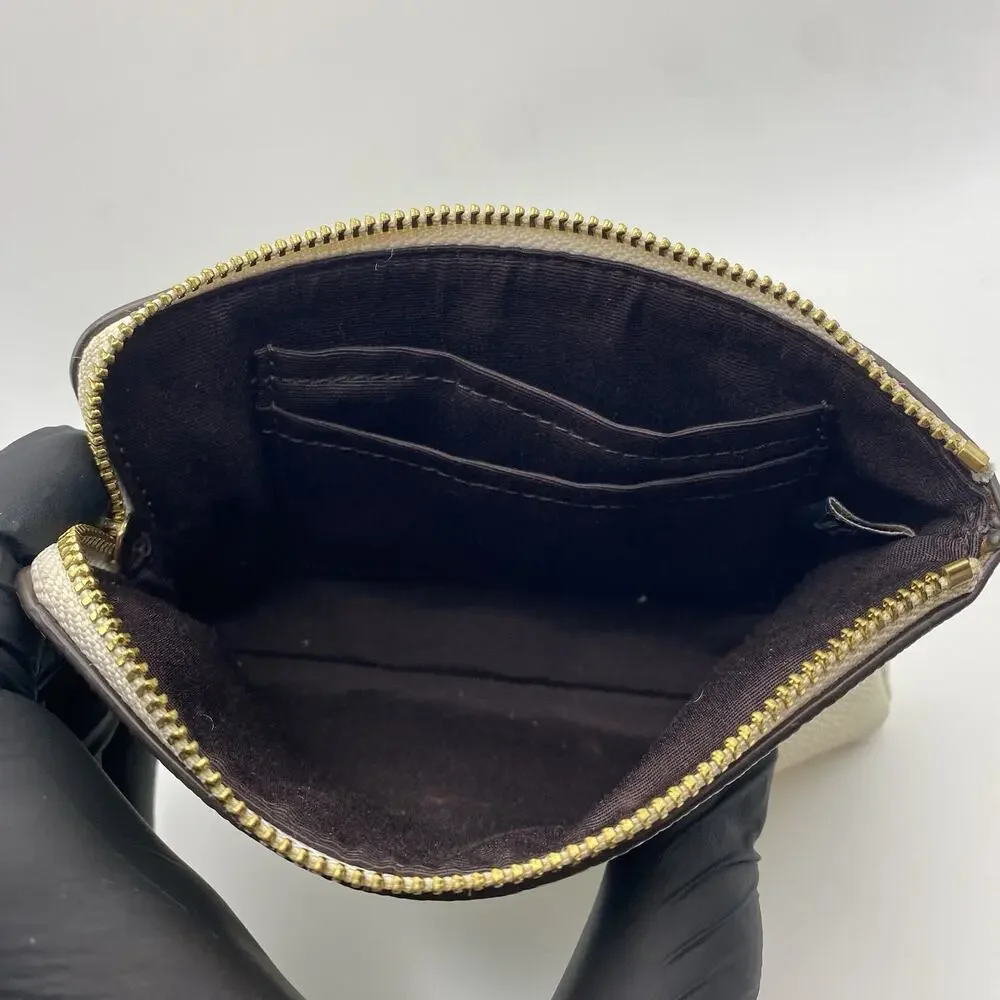 COACH Crossgrain Leather Corner Zip Wristlet Wallet Chalk F58032 MSRP $75